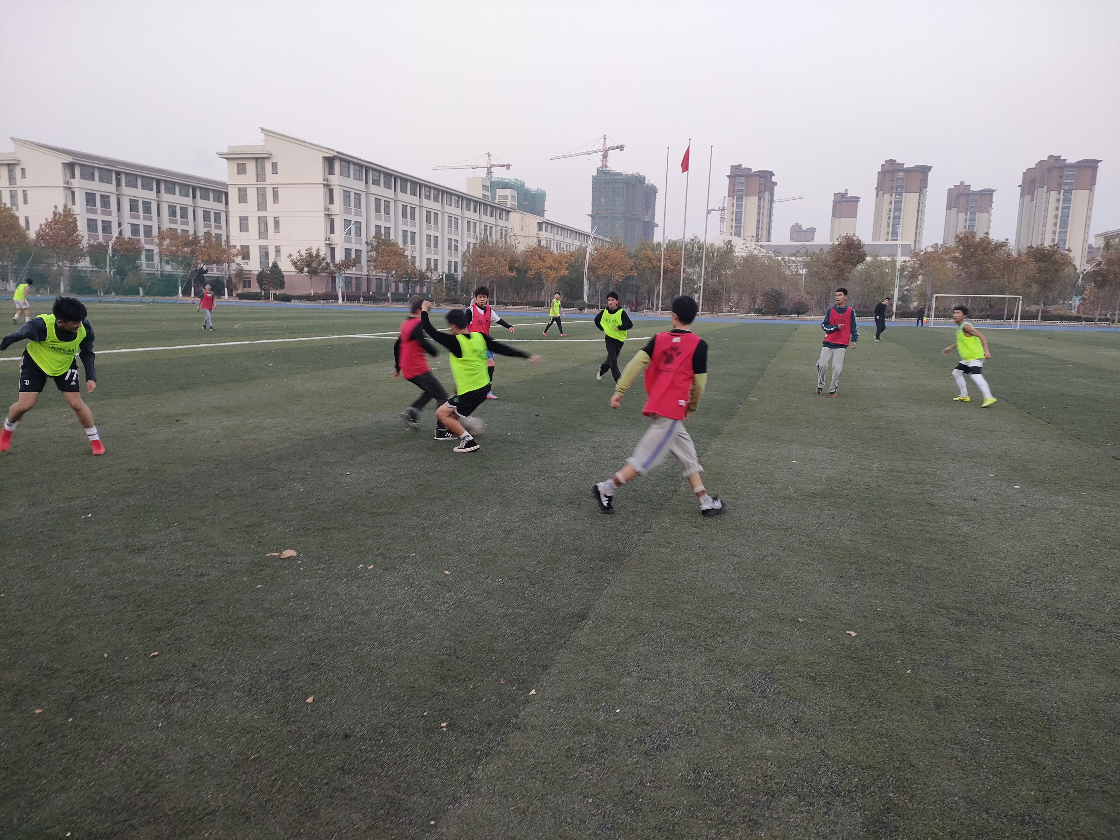 开学第80天：英语朗读批阅赏足球联赛负轻伤