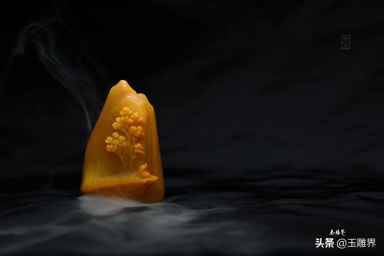 一刀一快门！他在玉上琢人生，相机里留风景