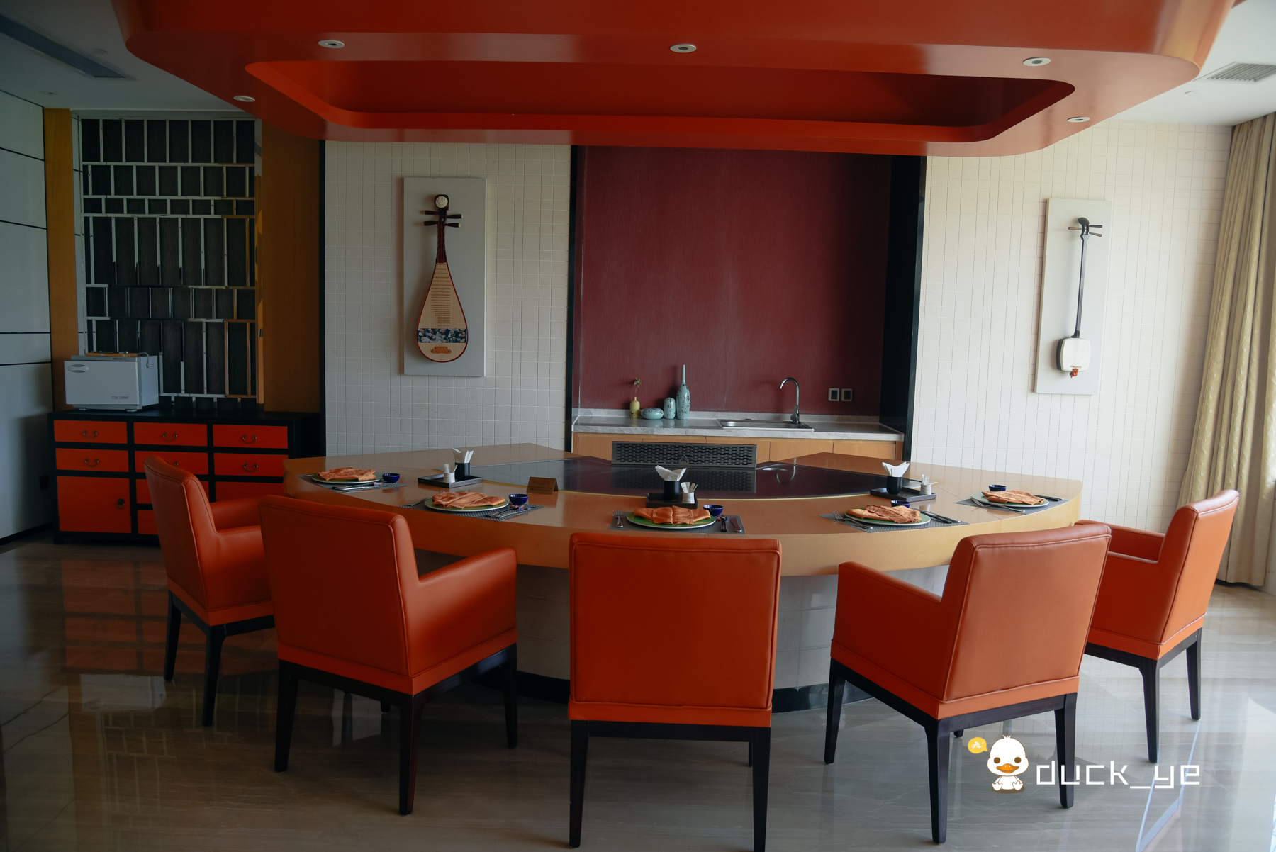 宝藏民宿无边泳池,宝藏日本料理馆