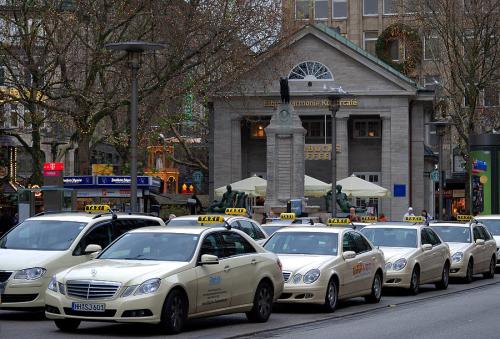 聊聊出租车的日常生活,出租车的普及