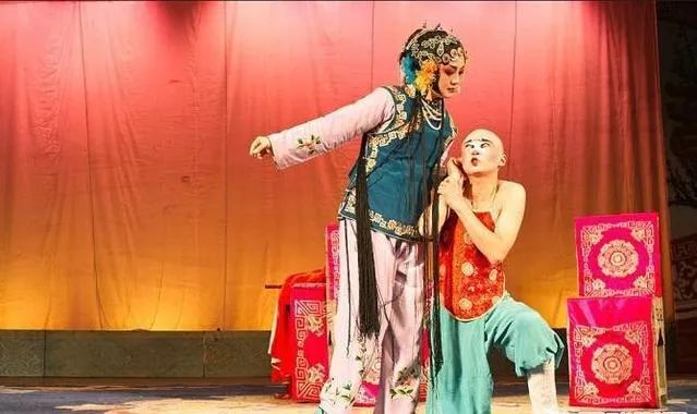 成都女人为何幸福指数高,成都女人为什么地位高