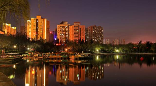 美丽的夜景旅游观光好去处,家门口公园景色真漂亮