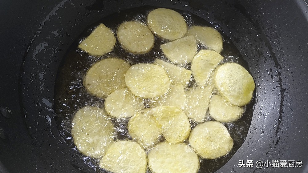 最近网红做炸土豆片的方法,小猫土豆片教程