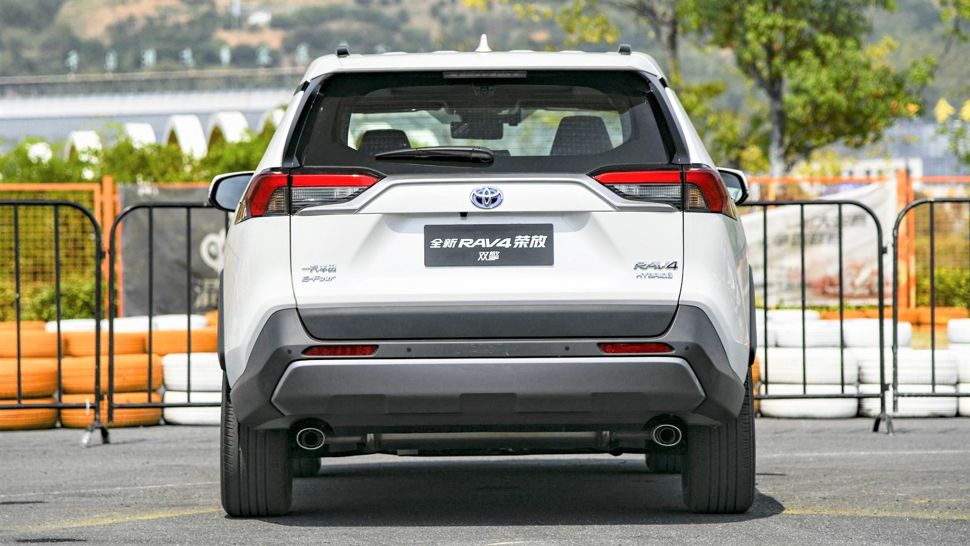 要换代rav4值得买吗,进口rav4二十五万公里值得买吗