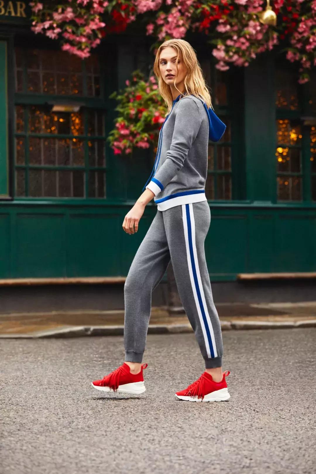 过年真的只要穿红色就是最好看的,春节必须有红色单品