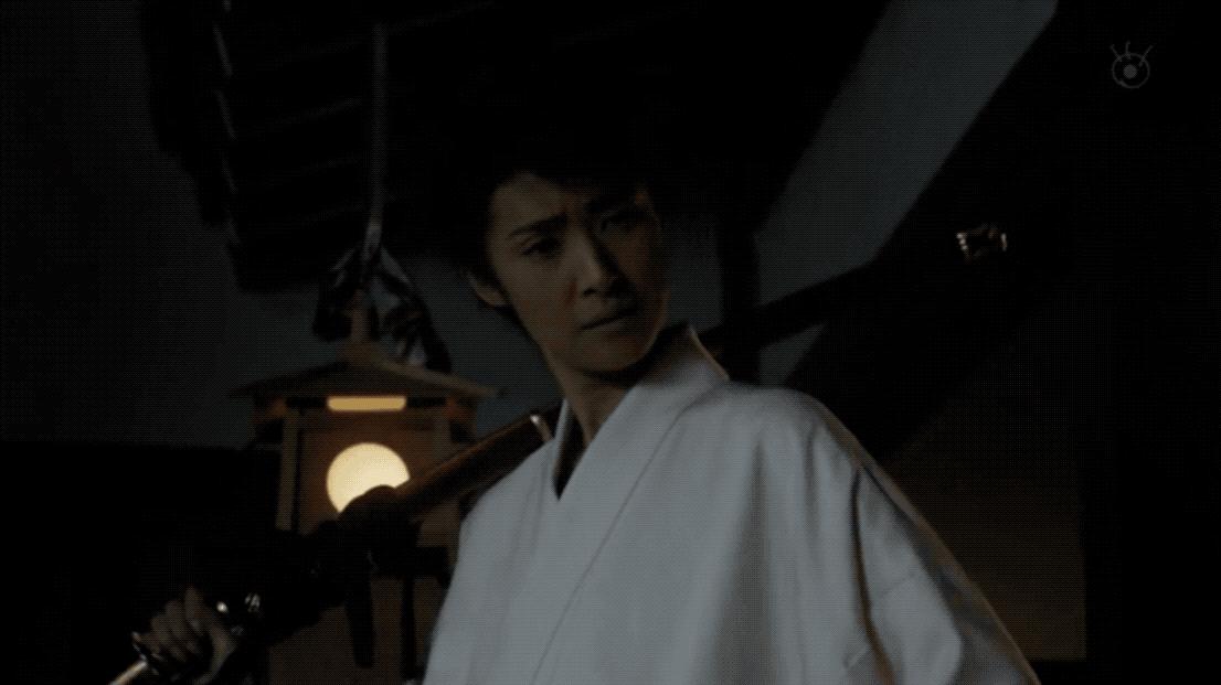 宝冢歌剧团男役可爱片段,宝冢歌剧团男役展示魅力