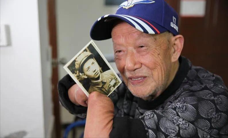 脚被冻伤的志愿军战士还活着吗,志愿军老战士回忆被冻掉十根脚趾