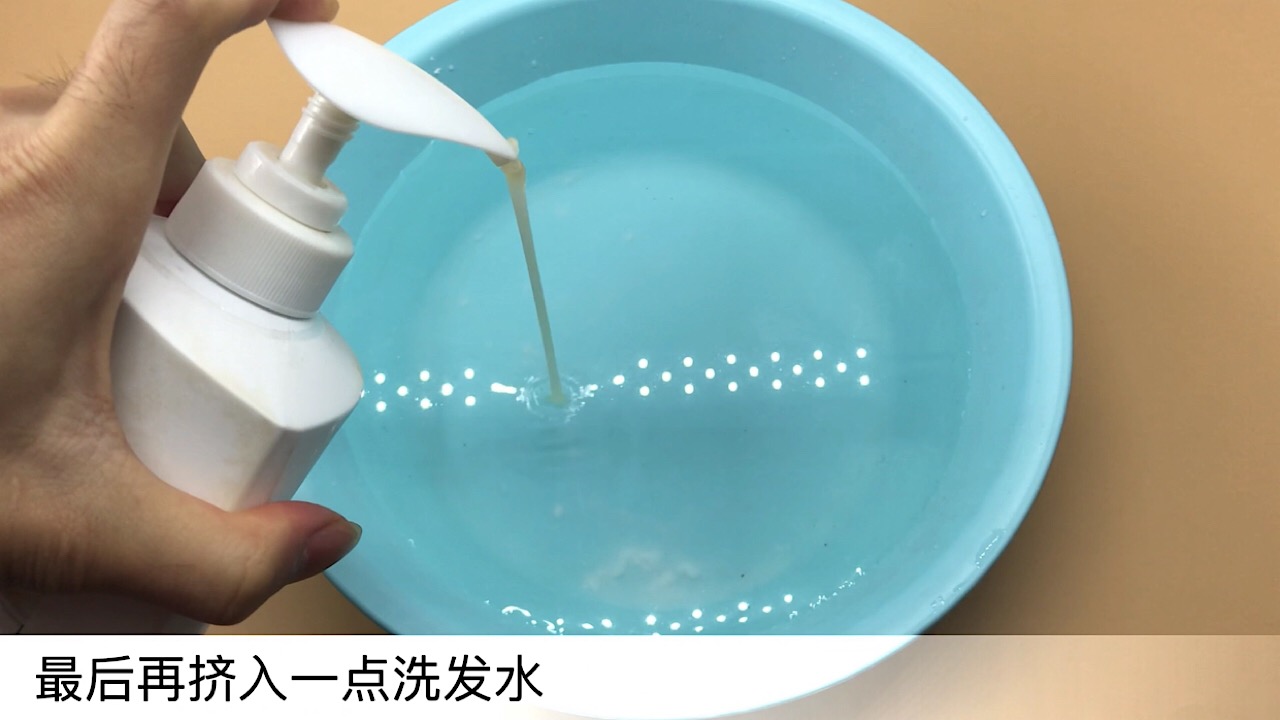 清洗毛呢大衣原来这么简单,洗毛呢大衣用什么清洗干净