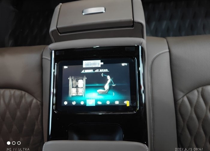 雪域白与普通白漆有区别吗,山脉灰对比雪域白