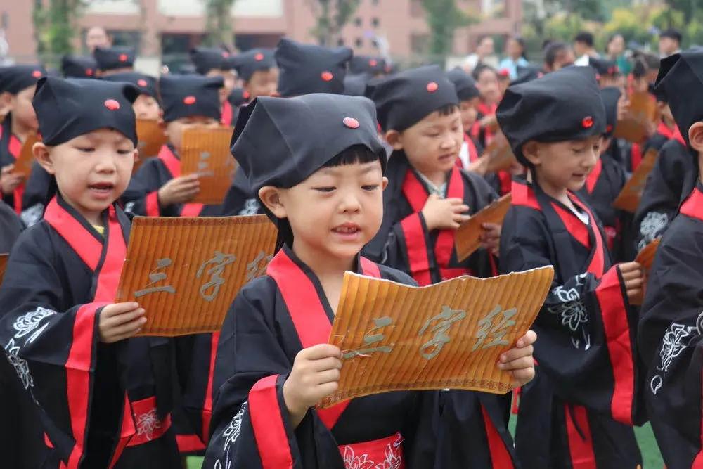 成功不怕晚，信心最重要——安徽亳州学院附属学校象棋之路