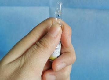 关于曲颈易折安瓿瓶划伤左手的思考