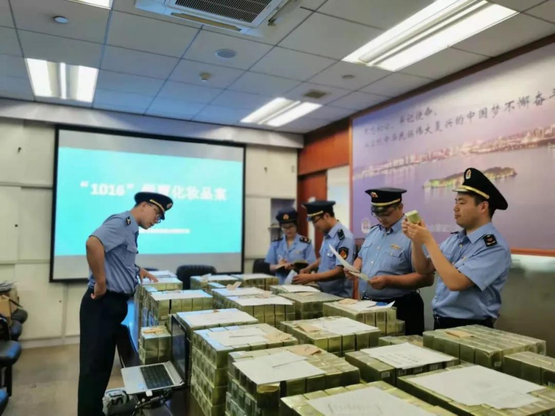 落实食品药品安全四个最严,全面落实食品安全四个最严是什么