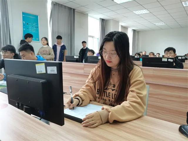 大学校园创意活动策划,校园科技创意大赛策划案