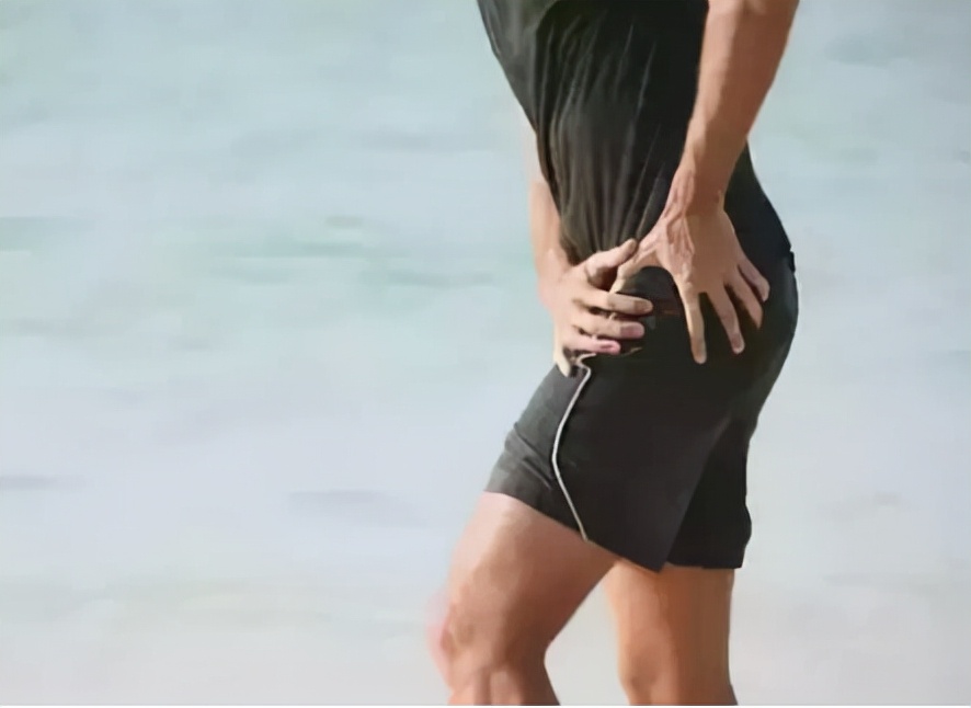 一场比赛所有选手都拉伤,短跑运动员比赛中骨折