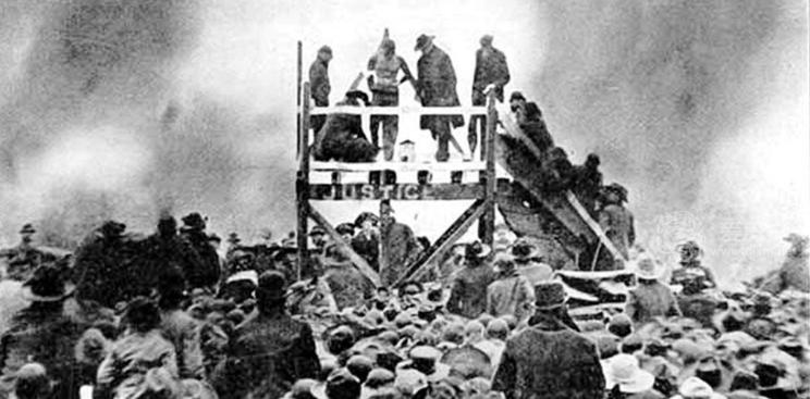 黑人天生自甘堕落？看看被美国白人摧毁的“黑人华尔街”吧