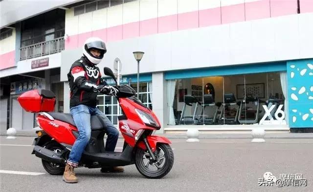 济南铃木uy125性价比怎么样,济南铃木uy125买什么色好