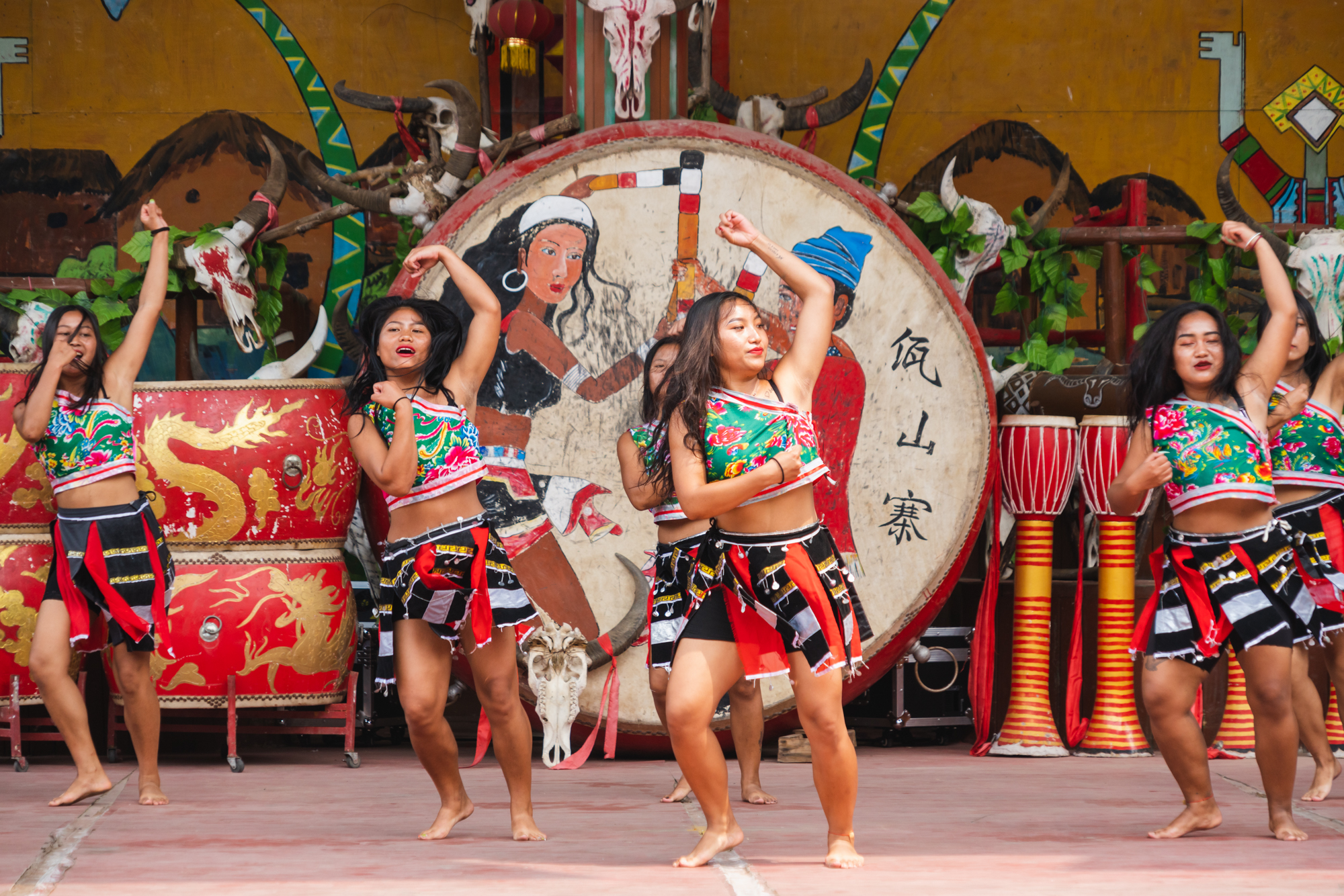 四月去过了心心念念的泼水节,夏日的欢乐泼水节