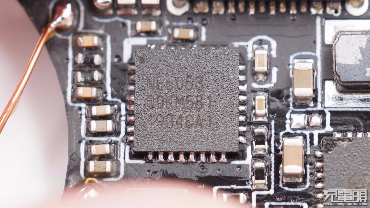 周杰伦同款万魔耳机,周杰伦万魔蓝牙耳机怎么降噪