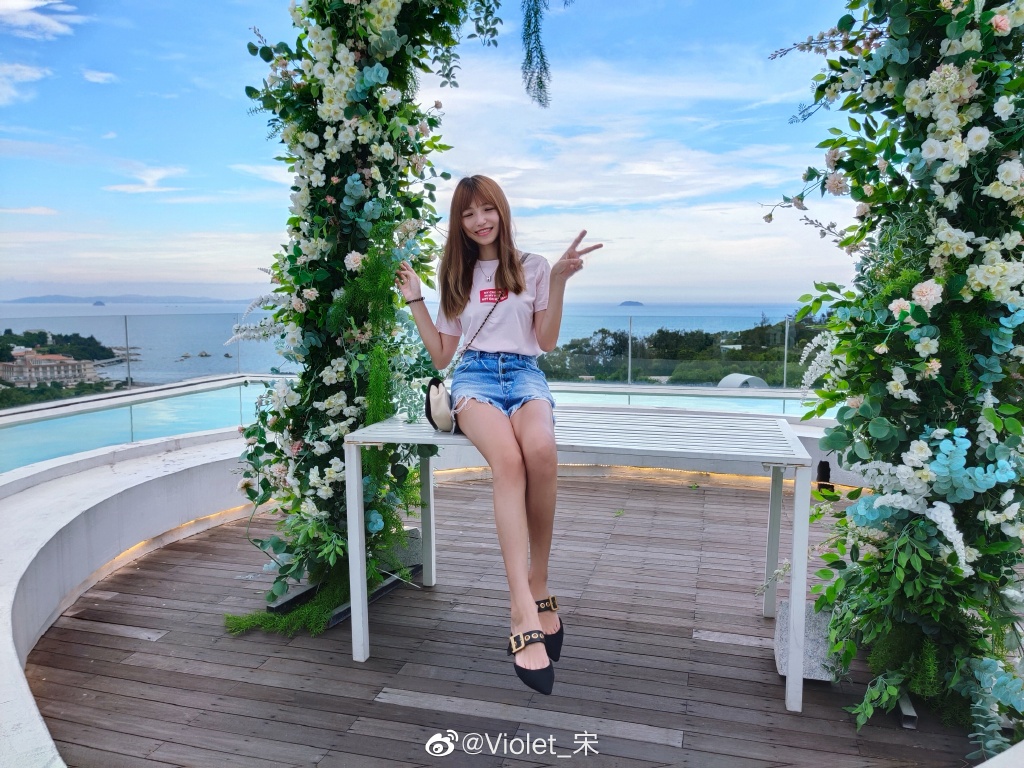 两千五左右的5g手机推荐性价比高,8g+256g的5g手机值得买哪一个