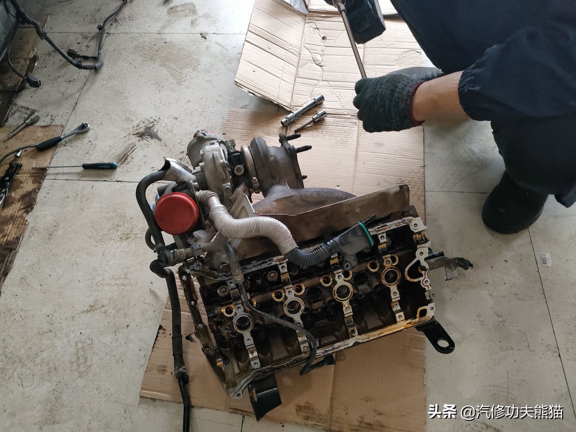 奥迪q5这车质量怎样,现在的奥迪q5烧机油