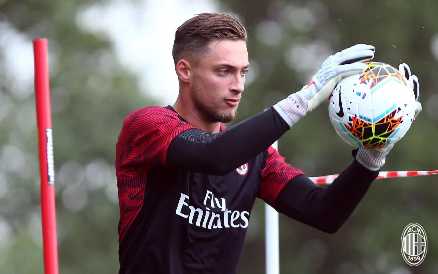 米兰之花再次绽放，罗森内里长久的等待——本赛季AC米兰阵容巡礼