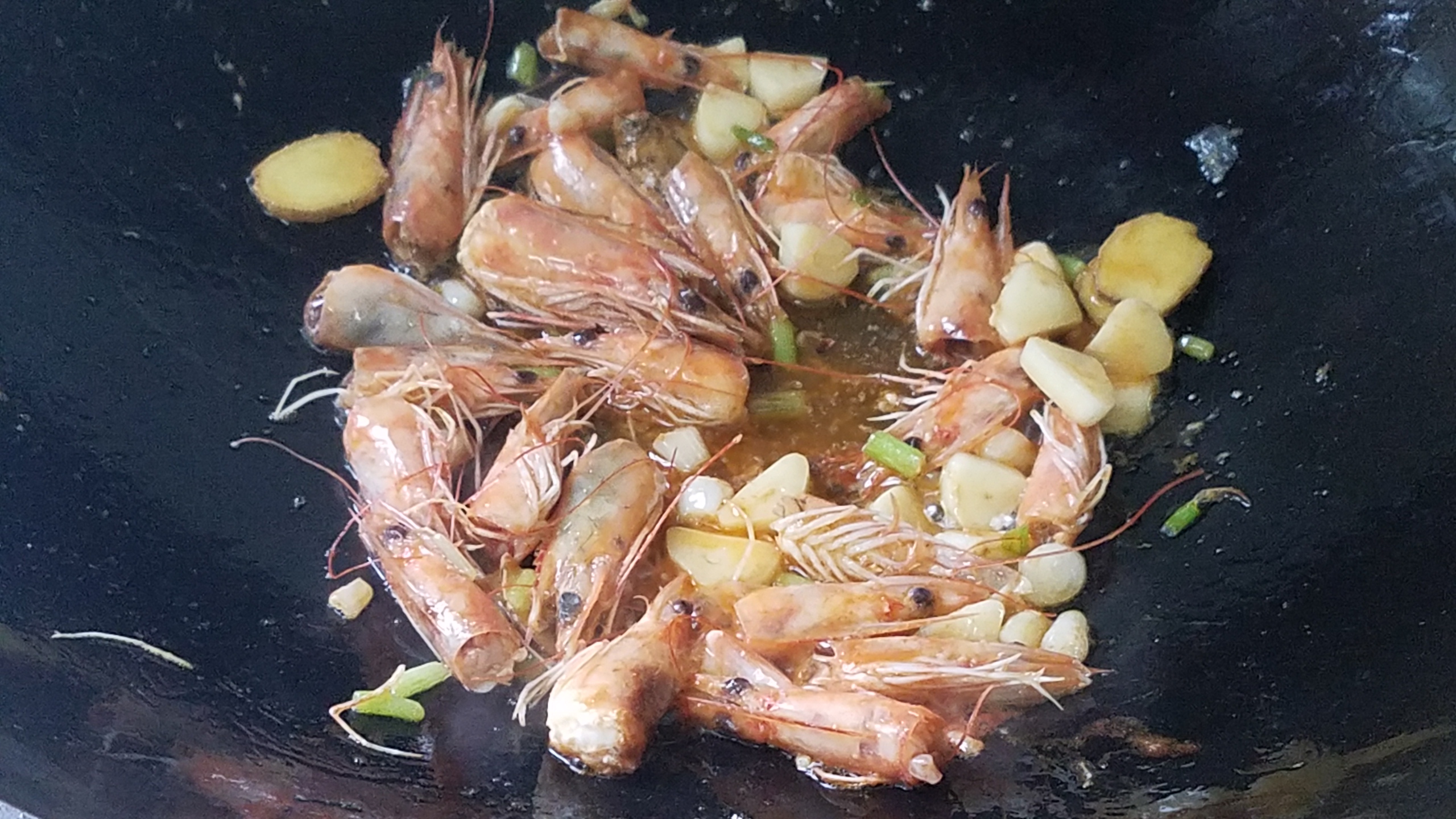 老东北美食虾仁豆腐家常做法,营养十足美味十足的虾仁豆腐