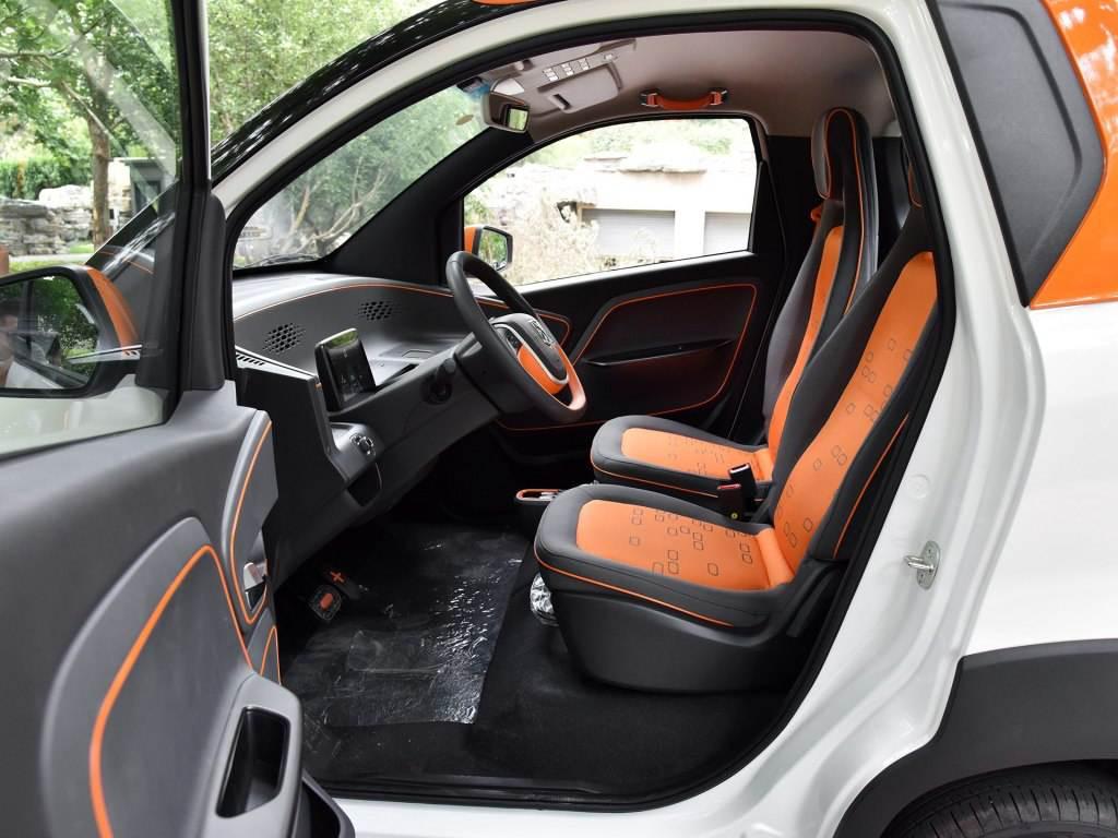 五菱宏光miniev磷酸铁锂和三元锂,五菱宏光miniev170km多少钱