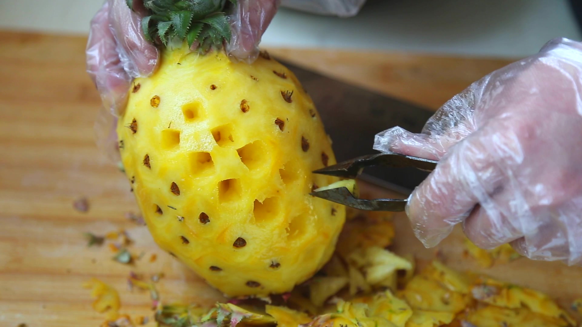 懒人快速削菠萝,如何快速削菠萝不浪费