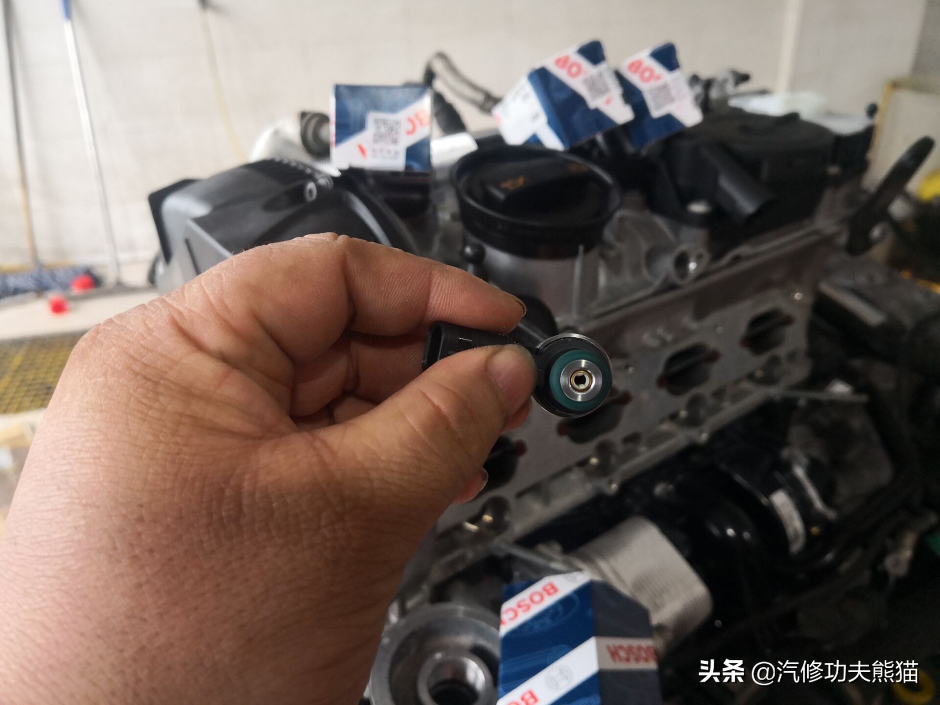 大众夏朗烧机油用什么燃油宝,2012款夏朗2.0t烧机油怎么处理