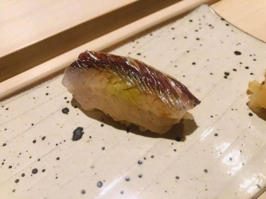 从味蕾上享受北海道的独特美食,重拾味蕾北海道香脆牛乳威化饼