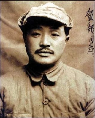 1964年，国足惨败，贺龙一气之下解散国足