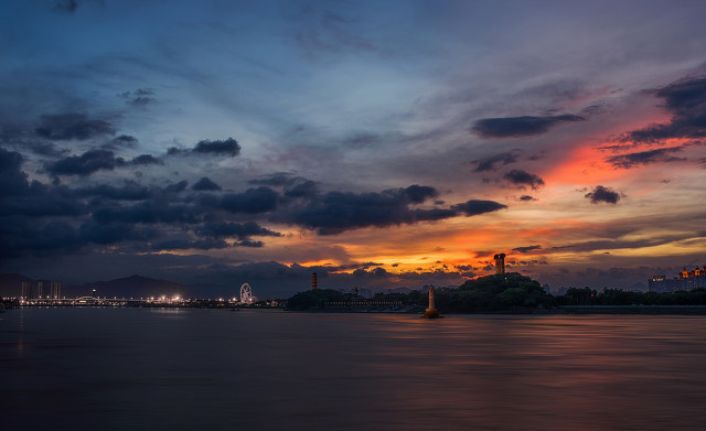 论诗的本质,诗性与人的本性