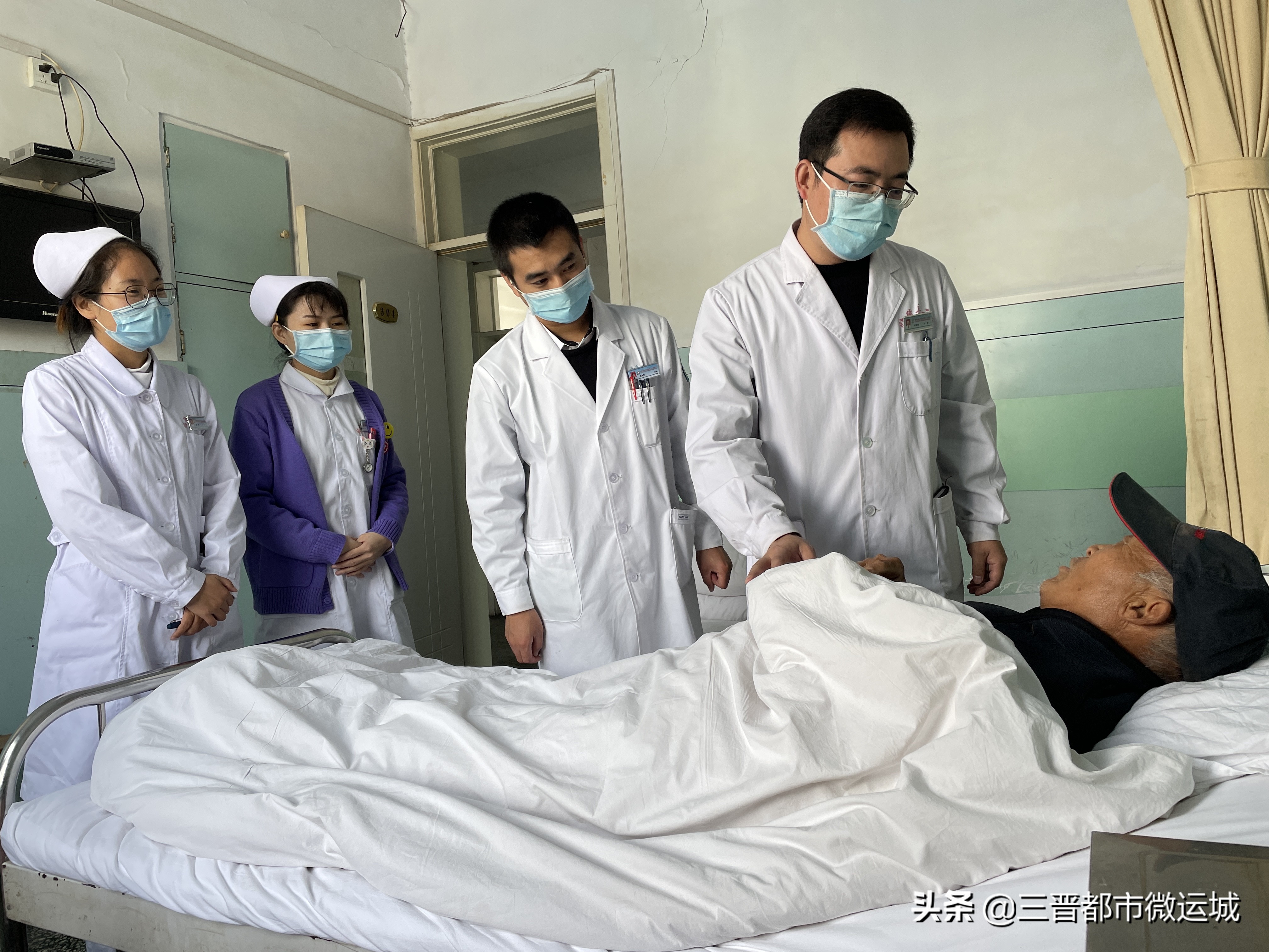 医者仁心为百姓守护健康,医者仁心全心为人民