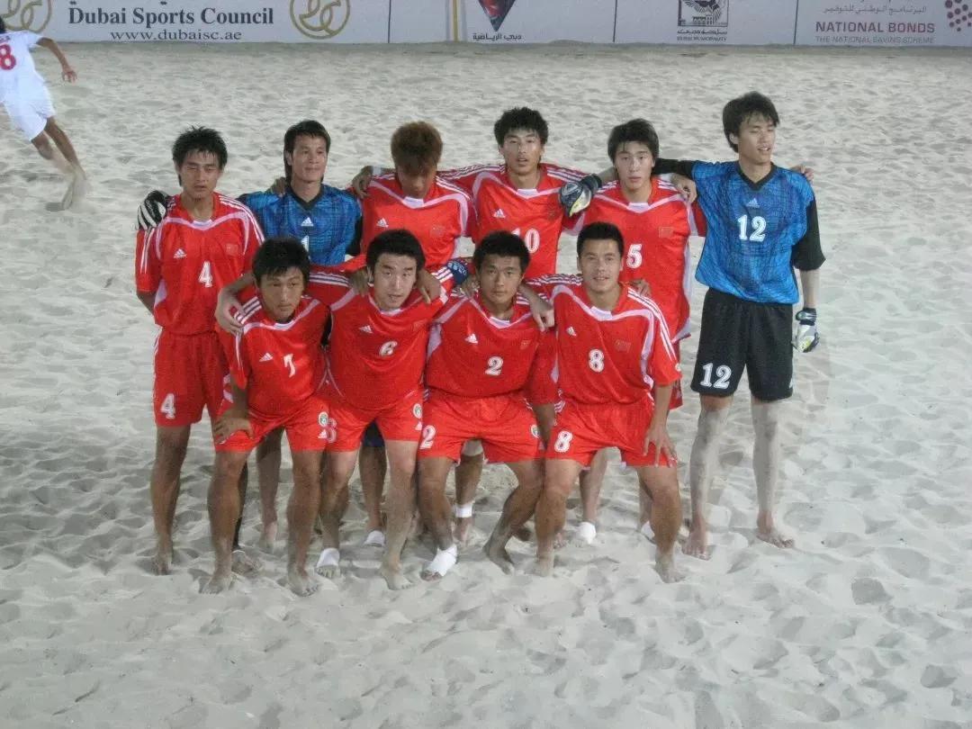 为中国足球奉献需要勇气黄健翔,对话中国足球