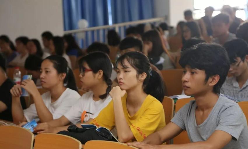 录取位次逐年上升的大学,排名上涨的大学