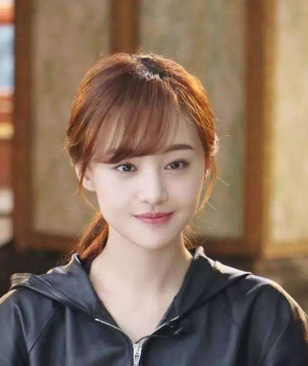 如何自救剪空气刘海,空气刘海瘪塌的解决方法