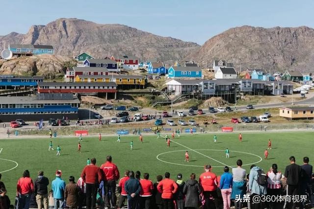 格陵兰全国足球联赛,格陵兰足球场