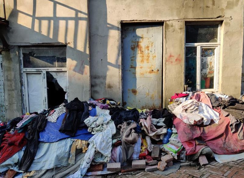 哈尔滨5岁女童被同村拾荒者性侵住进ICU,法律人士建议此类案件从严从重处罚