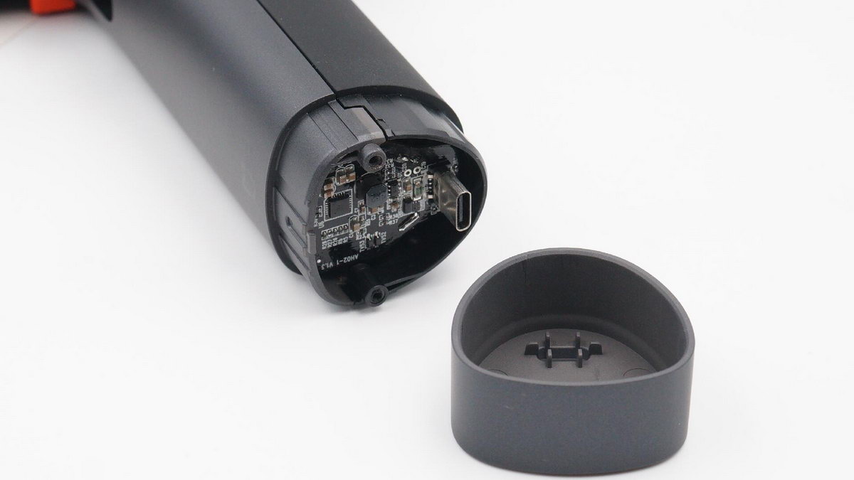 电钻拧三合一螺丝,微型手持小电钻拆解