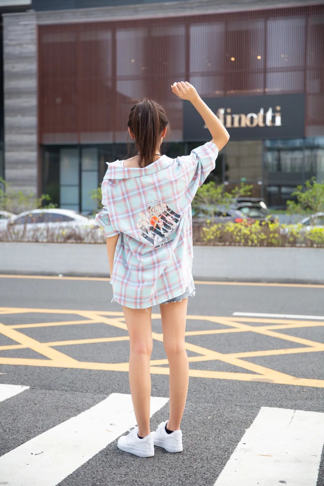 春季如何将基础款穿得高级又时髦,初春穿搭参考春日怎么穿有回头率