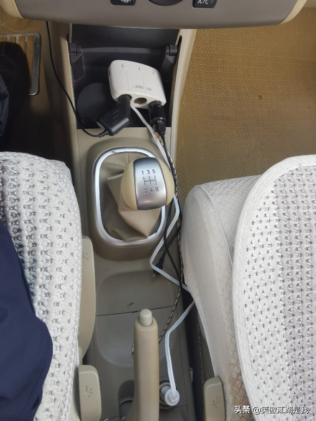 一万多的日产骐达两厢,中山一万多日产骐达