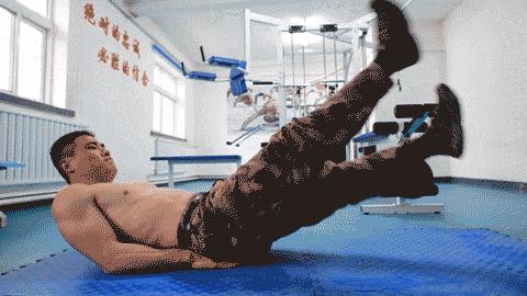 练腹的经典标准动作,适合新手的练腹动作