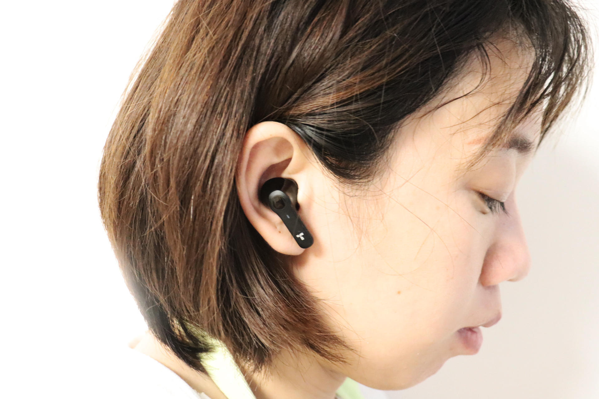 鲸腔有线耳机,500元图拉斯蓝牙耳机降噪测评