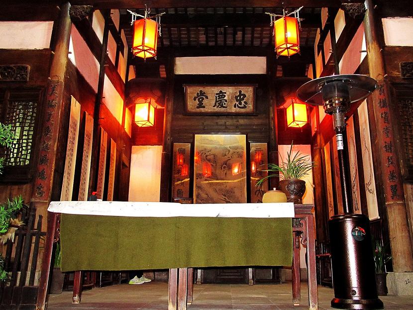 红木家具怎么摆放有高级感,48平米办公室摆放红木家具效果图