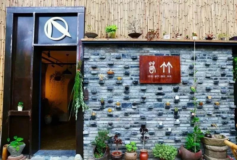 春节住哪里？水灵妹儿为你奉上都江堰最全住宿攻略，快来这里过一个幸福团圆年~