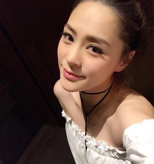 阿娇的浪荡情史，和她背后的13个男人