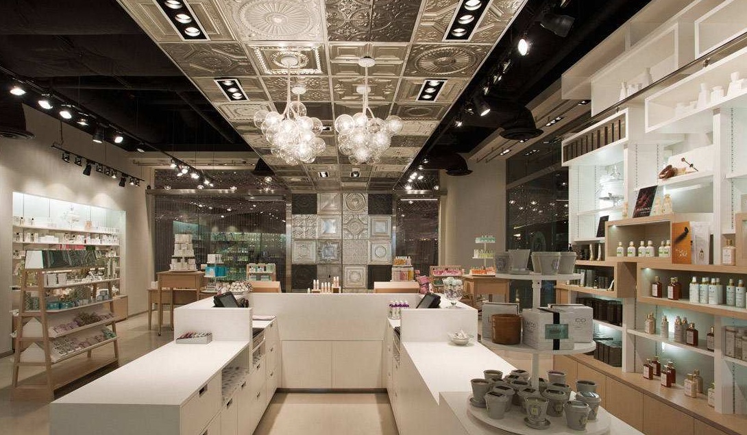 淡季化妆品店怎么吸引顾客,化妆品店怎么经营才能更好