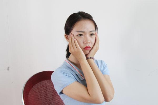 大姨妈老是迟到一个星期怎么办,这个月为什么大姨妈会迟到