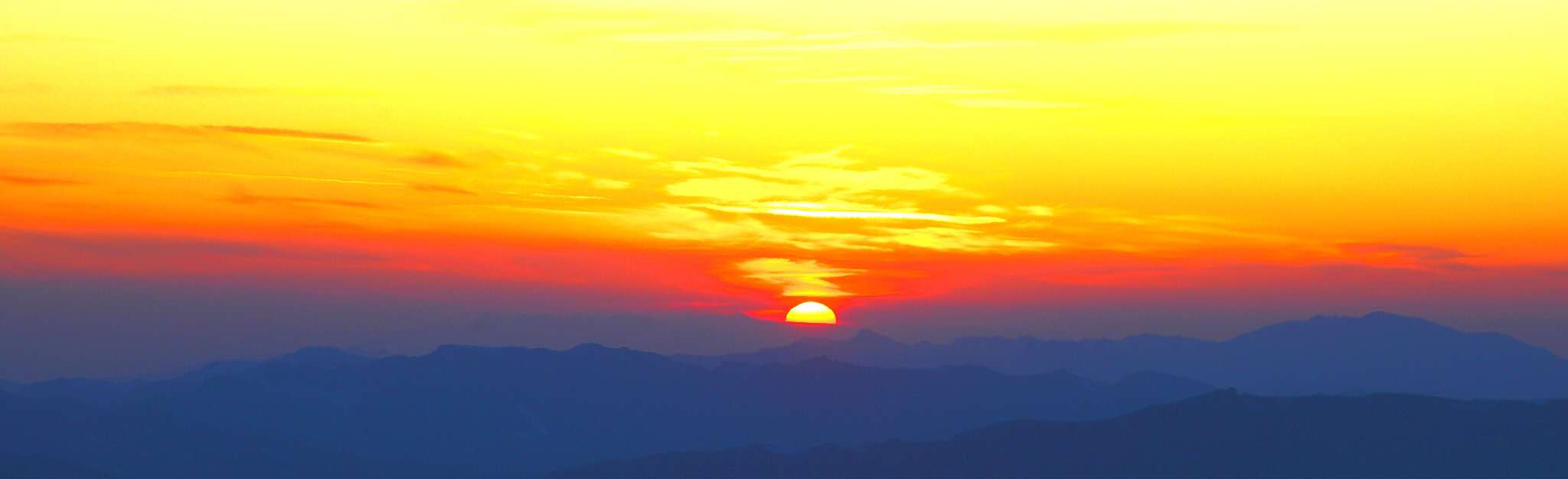 宿在驼梁，感受一种无忧的生活/郝贵云