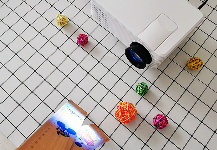 瑞格尔智能投影机,智能投影瑞格尔